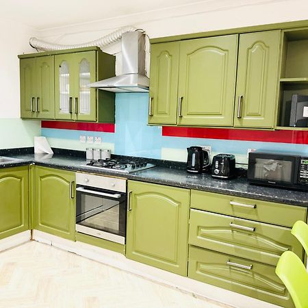 5Br House, Free Parking Offa12, Contractor, Big Families, Relocation Villa Redbridge Exteriör bild