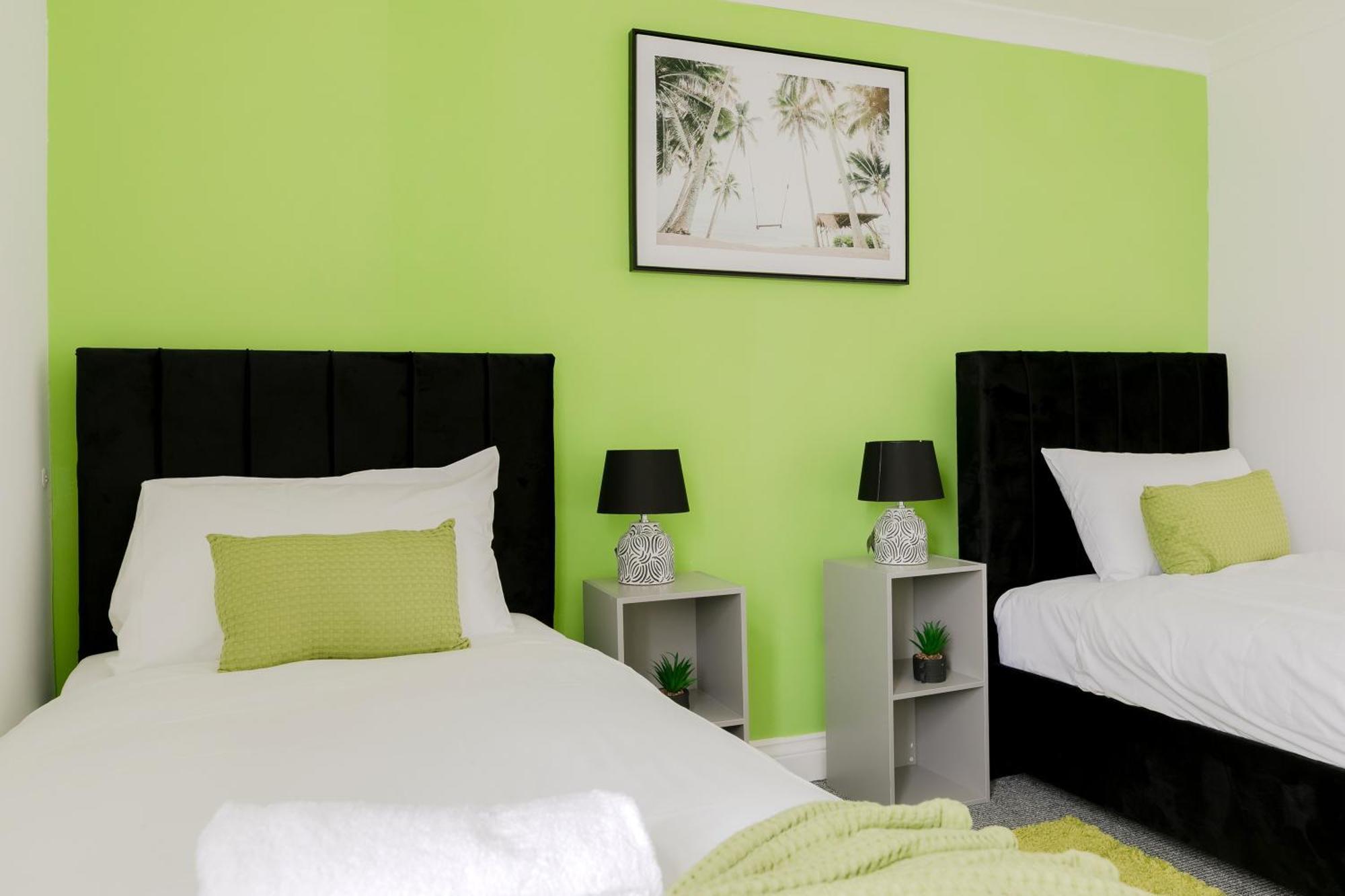 5Br House, Free Parking Offa12, Contractor, Big Families, Relocation Villa Redbridge Exteriör bild