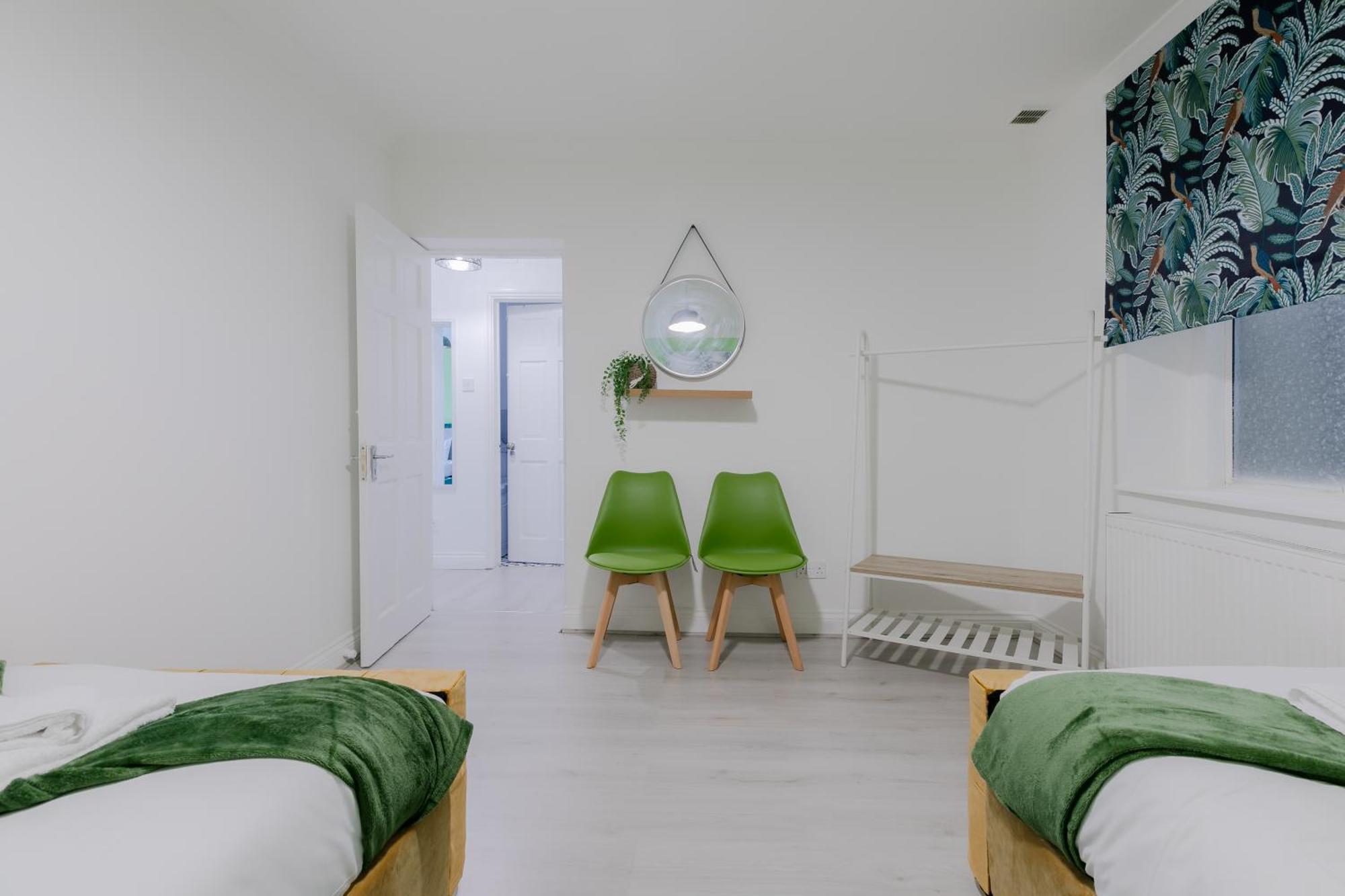 5Br House, Free Parking Offa12, Contractor, Big Families, Relocation Villa Redbridge Exteriör bild